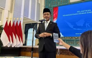 Bahlil Sebut Adies Kadir Bukan Lagi Kader Golkar karena Jadi Hakim MK